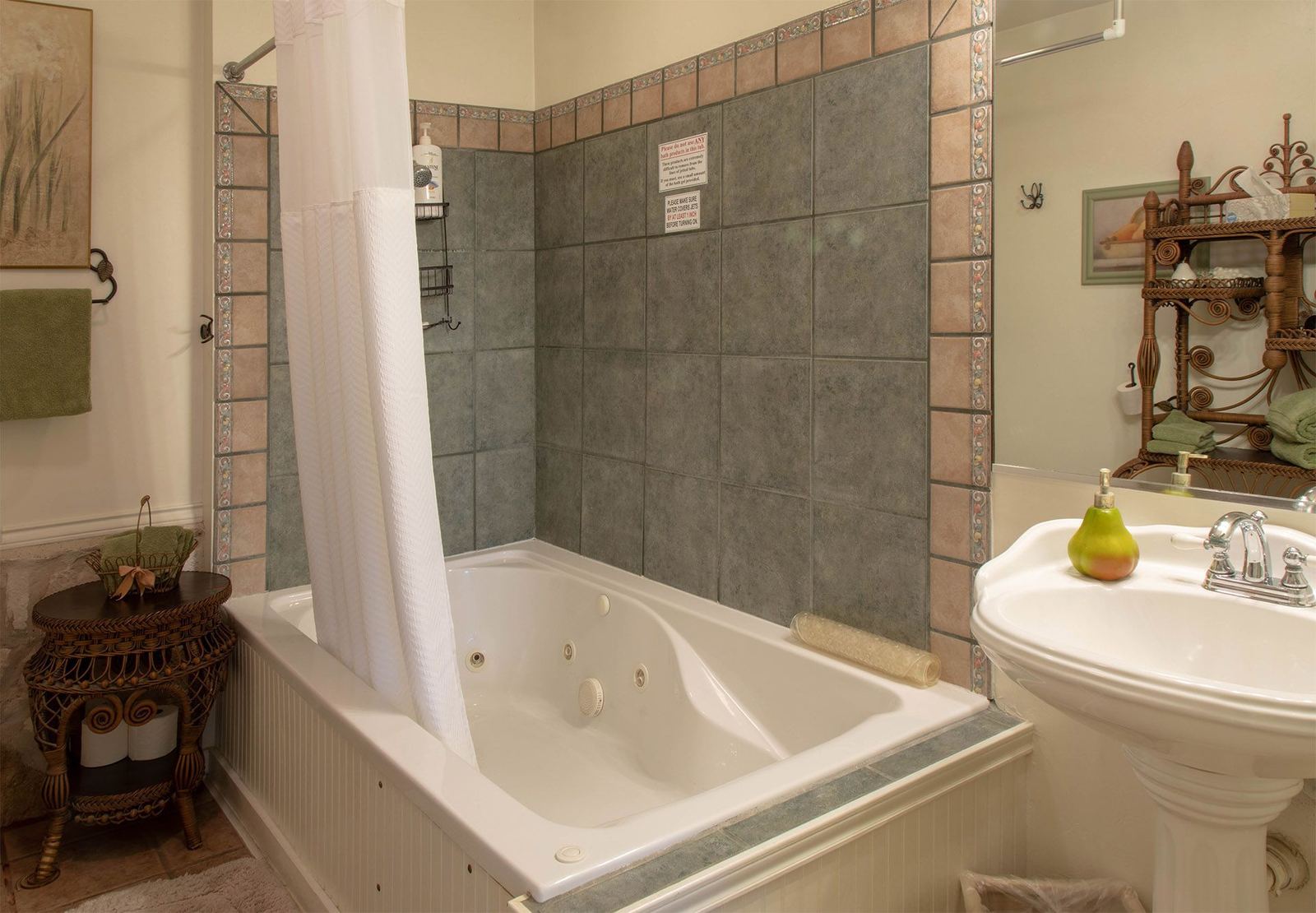 Bathroom with whirlpool tub